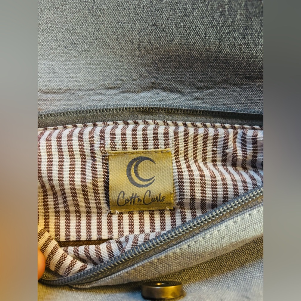 Cott n Curls “Patriotic Sling” Crossbody/Sling Bag - Picture 5 of 15